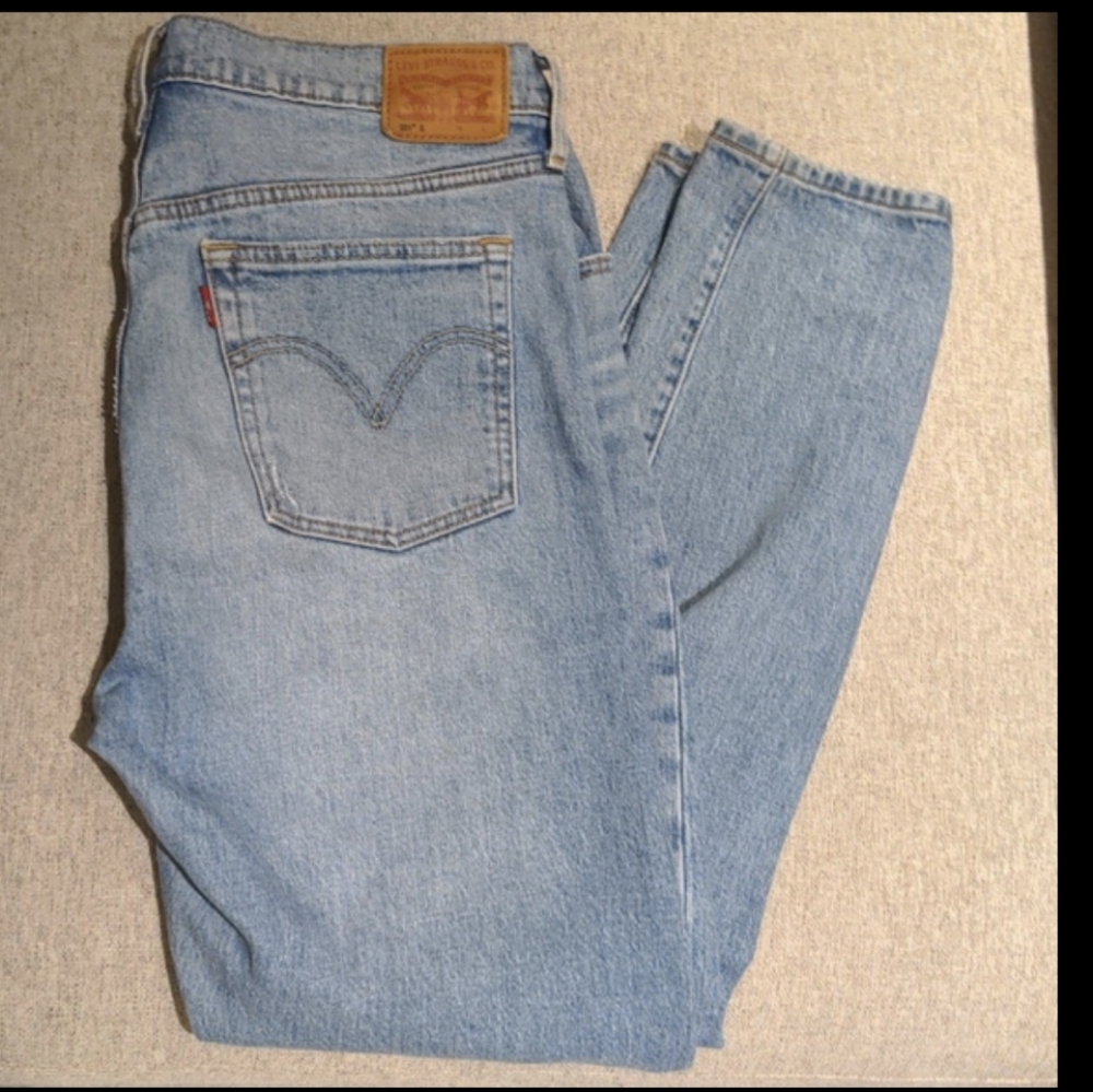 Levi's 501 Red Tab Light Denim Distressed Skinny Jeans Size 32 30